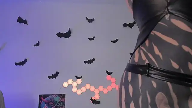 cyberzoe online show from October 8, 12:08 am