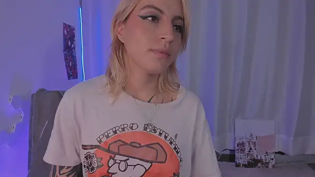 cyberzoe online show from April 15, 1:23 am