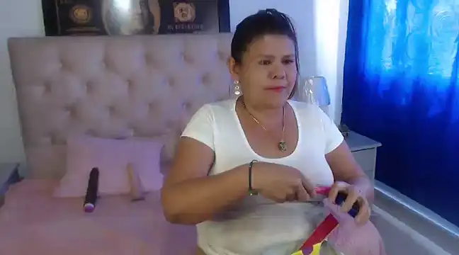 NATHYHOTT online show from January 10, 4:51 pm