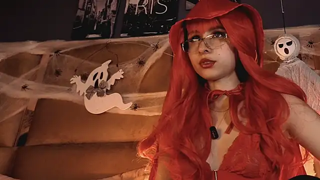 Snapshot of angelinepossy chatting on October 19, 9:48 pm angelinepossy online show from October 19, 9:48 pm