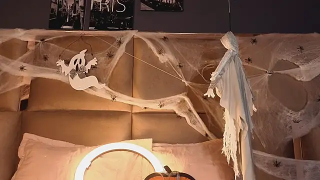 Snapshot of angelinepossy chatting on October 24, 9:22 pm angelinepossy online show from October 24, 9:22 pm