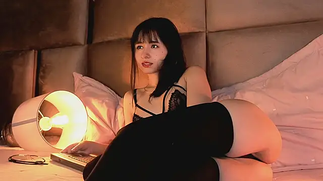 Snapshot of angelinepossy chatting on November 30, 9:52 pm angelinepossy online show from November 30, 9:52 pm