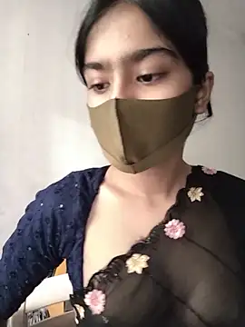 Snapshot of Arisha- chatting on June 29, 7:25 am Arisha- online show from June 29, 7:25 am