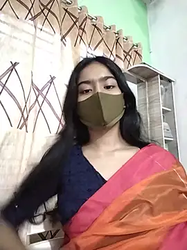 Snapshot of Arisha- chatting on July 12, 9:33 am Arisha- online show from July 12, 9:33 am