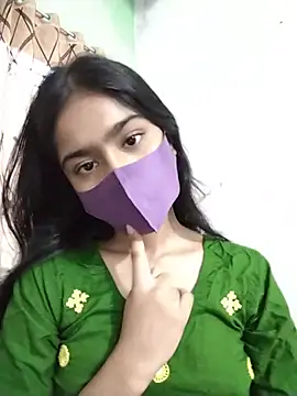 Snapshot of Arisha- chatting on July 19, 7:56 am Arisha- online show from July 19, 7:56 am