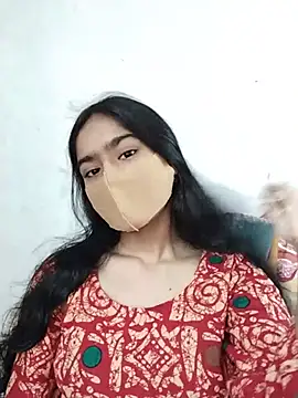 Snapshot of Arisha- chatting on August 7, 9:44 am Arisha- online show from August 7, 9:44 am
