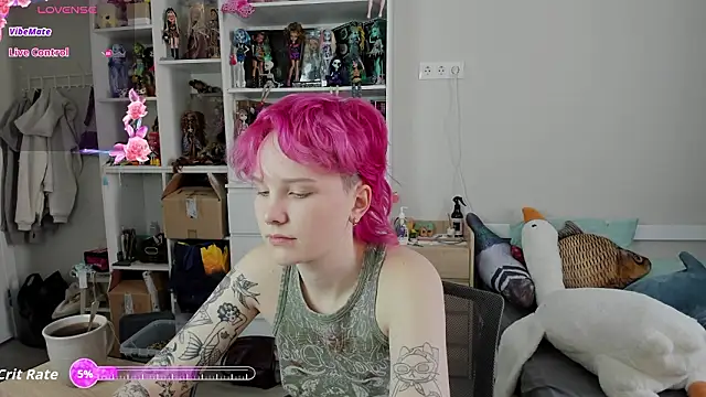 Snapshot of School_Love chatting on February 22, 7:08 am School Love online show from February 22, 7:08 am