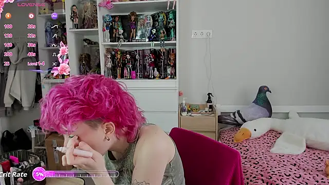 Snapshot of School_Love chatting on February 23, 7:06 am School Love online show from February 23, 7:06 am