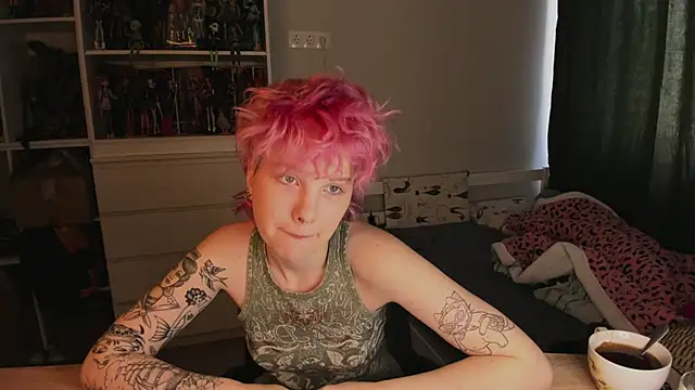 Snapshot of School_Love chatting on March 9, 7:12 am School Love online show from March 9, 7:12 am