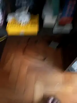 Snapshot of lobomisterioso13 chatting on December 24, 3:47 pm lobomisterioso13 online show from December 24, 3:47 pm