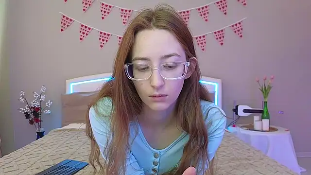 MichaDenver online show from February 20, 10:05 am