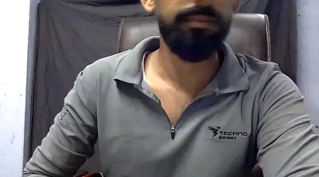Snapshot of ASIF_F chatting on December 9, 5:52 pm ASIF F online show from December 9, 5:52 pm