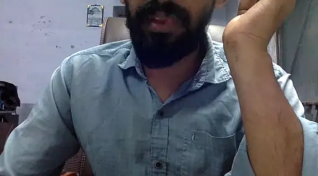 Snapshot of ASIF_F chatting on December 18, 6:46 pm ASIF F online show from December 18, 6:46 pm