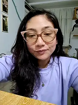 Mia Ruiz online show from February 8, 1:43 am
