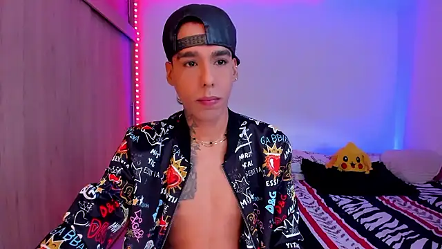 aldrinwhite online show from February 4, 5:08 pm