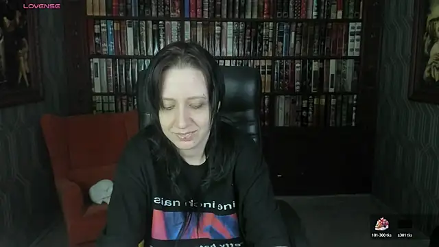 Snapshot of Medusa__Gorgona chatting on November 9, 10:57 am Medusa Gorgona online show from November 9, 10:57 am