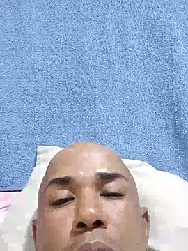 Frankie0880 online show from February 22, 4:51 am