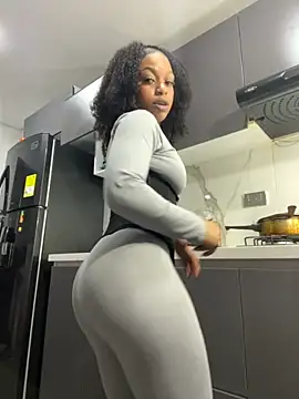 Melany Williams online show from October 9, 1:58 am