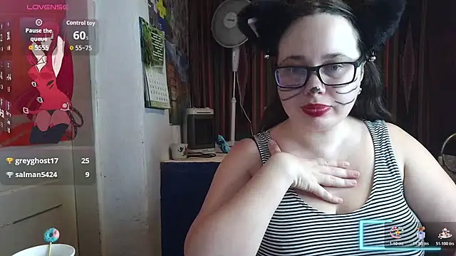 Snapshot of Cora_Maro chatting on July 10, 1:03 pm Cora Maro online show from July 10, 1:03 pm
