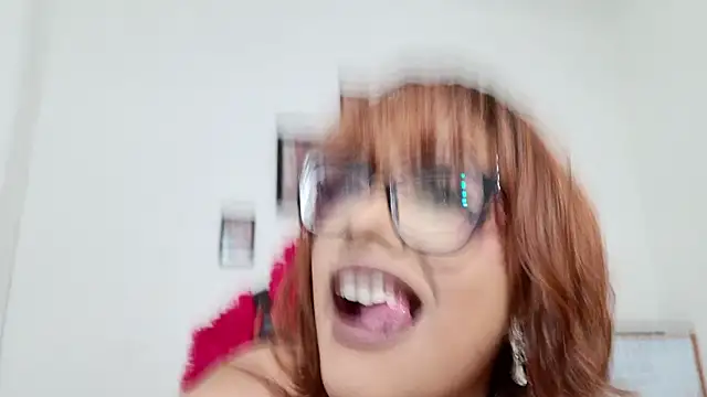 Snapshot of RoxaneEvans_ chatting on February 11, 5:07 pm RoxaneEvans online show from February 11, 5:07 pm