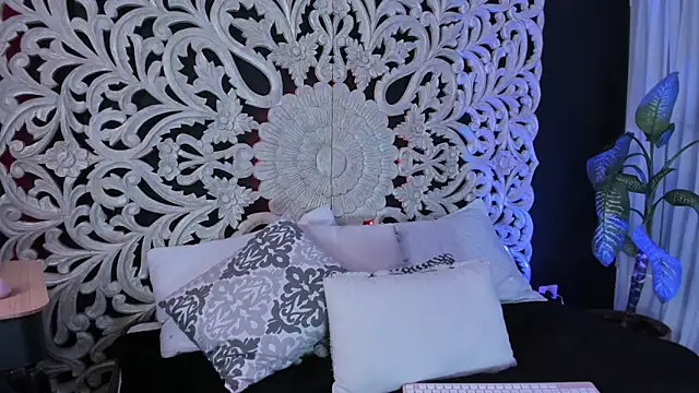 Ammy nova online show from April 1, 8:06 pm