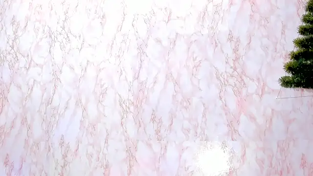 Snapshot of BarbieHotLaura chatting on January 7, 6:45 pm BarbieHotLaura online show from January 7, 6:45 pm