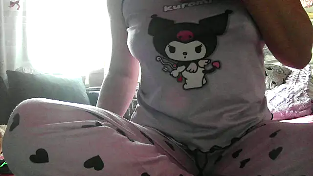 LisaPuree online show from March 18, 5:21 am