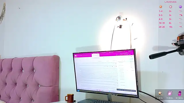 Gaby Vegaa online show from December 2, 11:23 pm