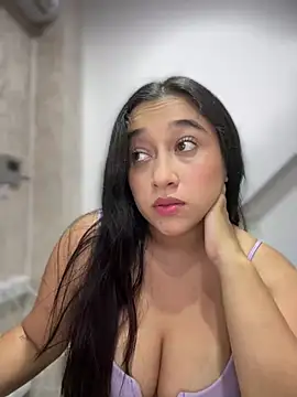 cata megan online show from March 3, 4:47 am