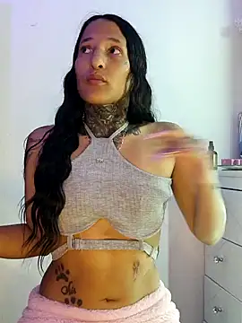 Nicole420squirt online show from February 5, 5:20 pm