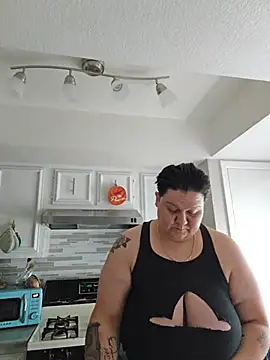 DevilDahm online show from November 3, 9:59 pm