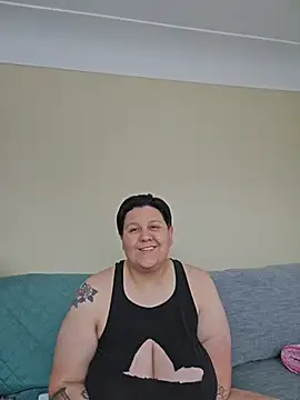 Snapshot of DevilDahm chatting on March 16, 8:46 pm DevilDahm online show from March 16, 8:46 pm