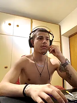 BigDickEnrg7195 online show from February 19, 4:01 am