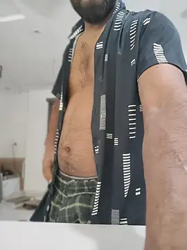 INDIANBOY7439 online show from May 9, 4:50 am