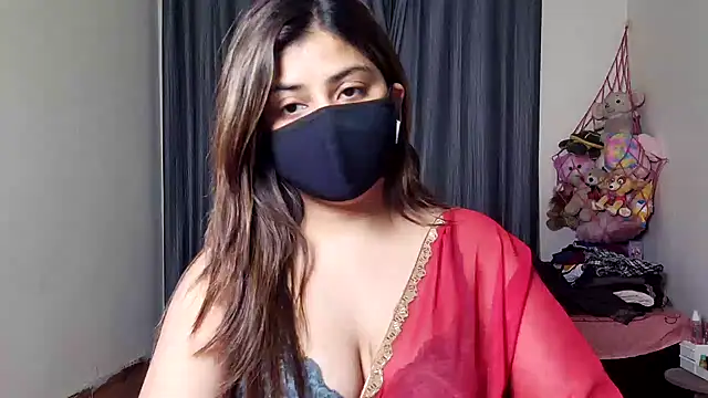 Hoty-Shivangi online show from February 17, 12:18 am