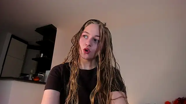 MiaMews online show from October 19, 11:22 am