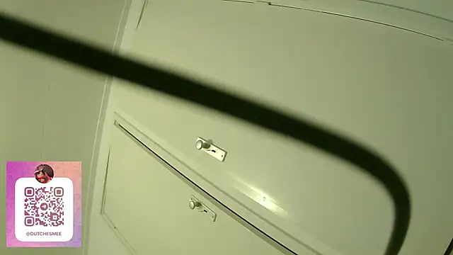 Snapshot of dutchesmee_x chatting on April 8, 6:30 pm dutchesmee x online show from April 8, 6:30 pm