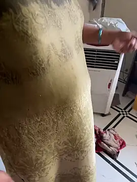 xyztopbeing online show from January 14, 9:13 am