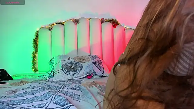 Daila 20  online show from November 29, 1:58 pm