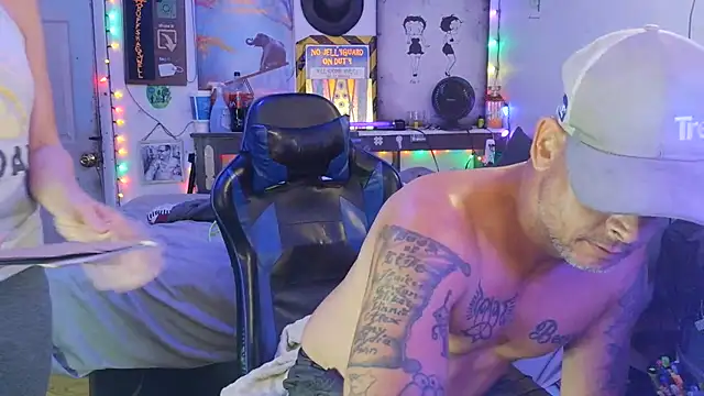 Buffshagswell online show from July 2, 5:02 am