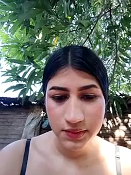 Julix A online show from September 15, 8:42 pm