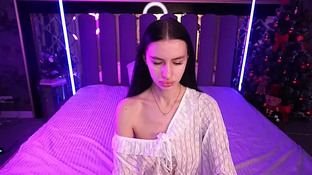 Snow WhiteeeX online show from January 11, 6:40 am