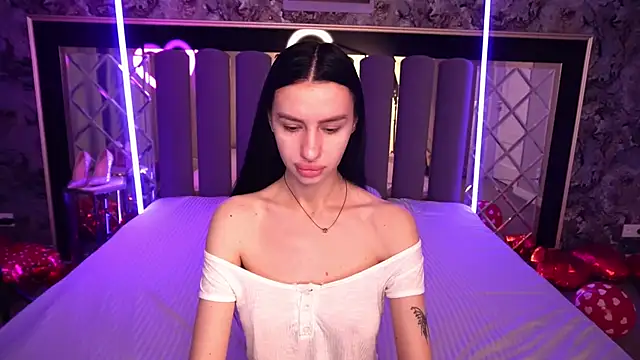 Snow WhiteeeX online show from February 14, 6:43 am