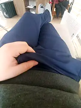 reelciii21 online show from December 28, 12:45 pm