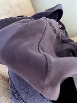 reelciii21 online show from September 11, 7:19 am