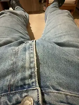 reelciii21 online show from October 3, 4:26 pm