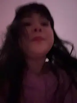 AHRI LEE online show from November 20, 2:50 pm