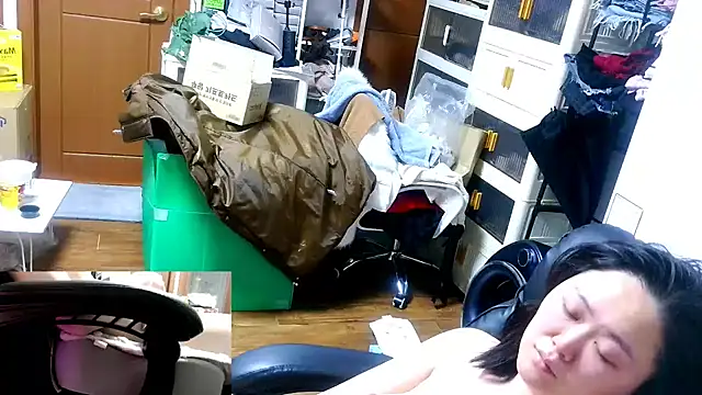 rami0428 online show from January 17, 2:49 am