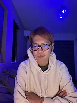 kensnb online show from December 19, 9:06 pm