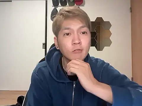 kensnb online show from December 1, 7:19 pm